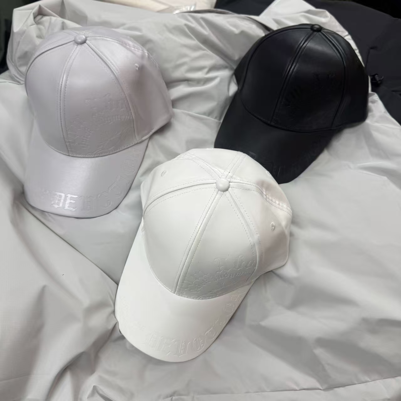  日单 人造皮字母棒球帽