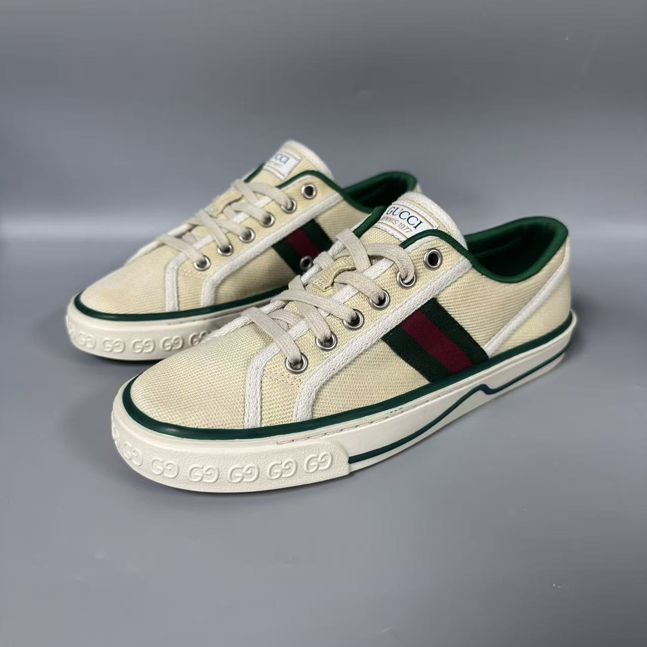 95新 GUCCI/古驰 1977 奶油黄 帆布 时尚男士板鞋 39欧码 yl07