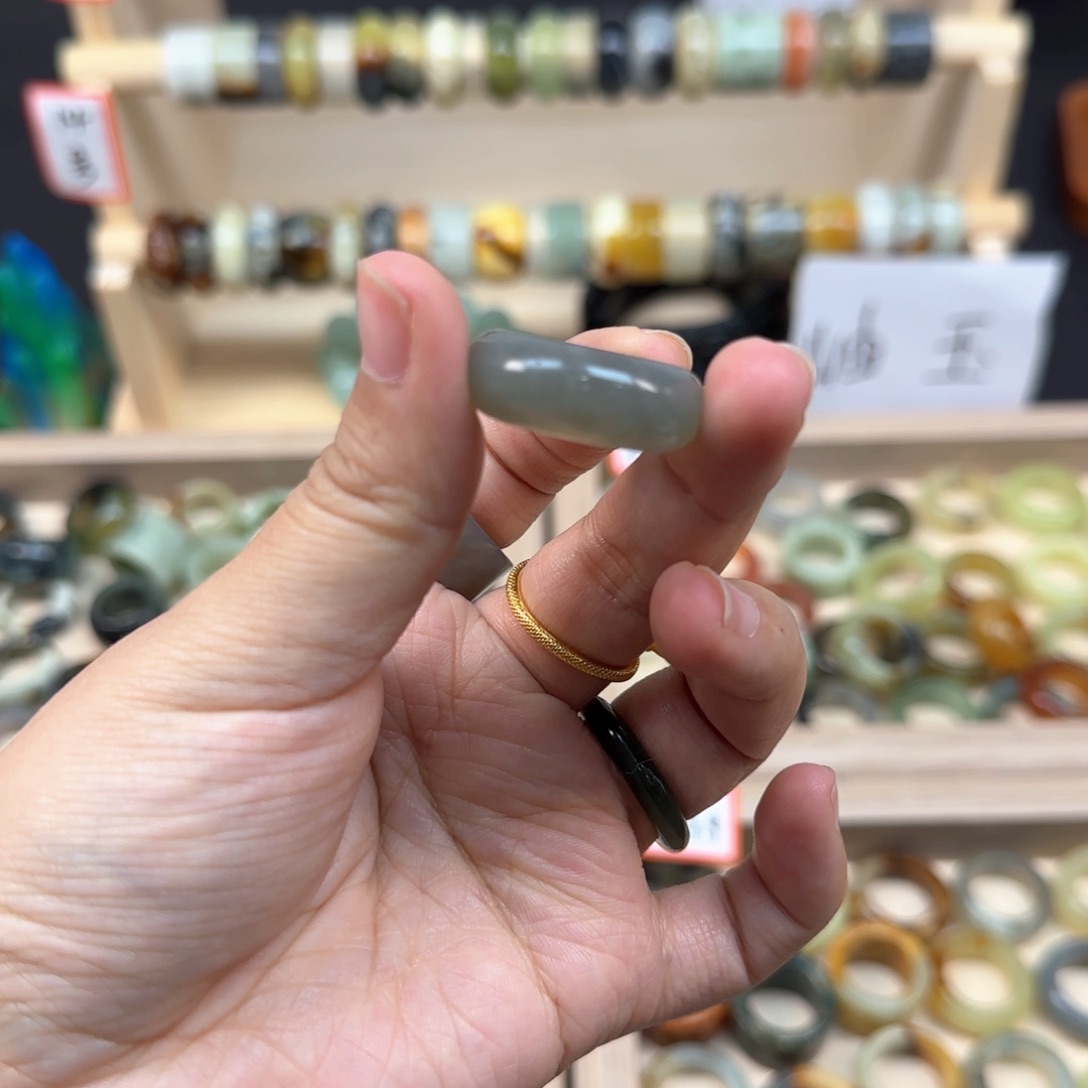 蛇纹石玉岫玉内径17.2合金x*e