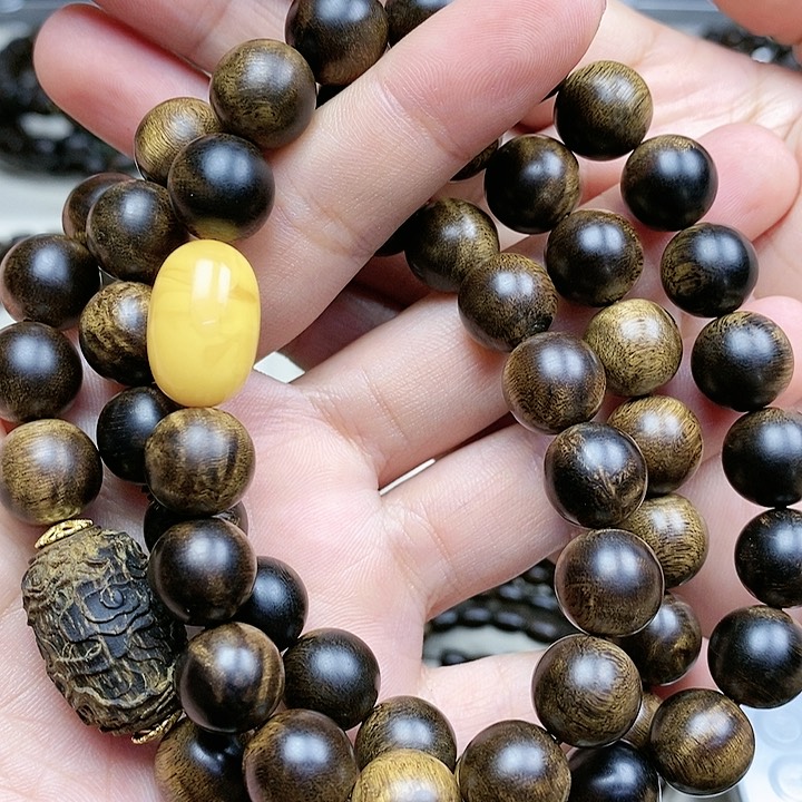 沉香手串黄*超越南芽庄白奇楠沉水料樱子留疤玉化