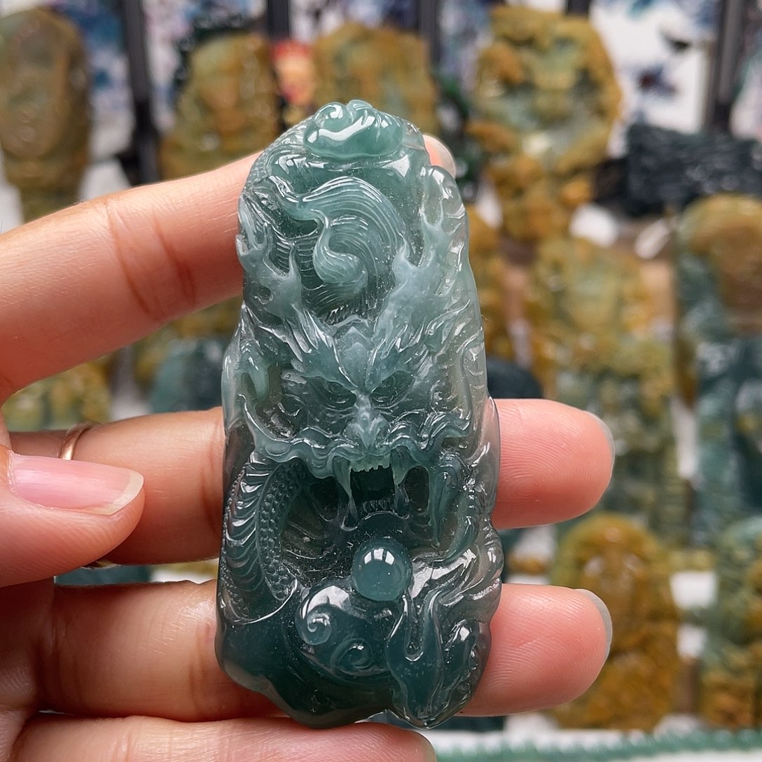 翡翠未镶嵌颈饰天然翡翠a货龙