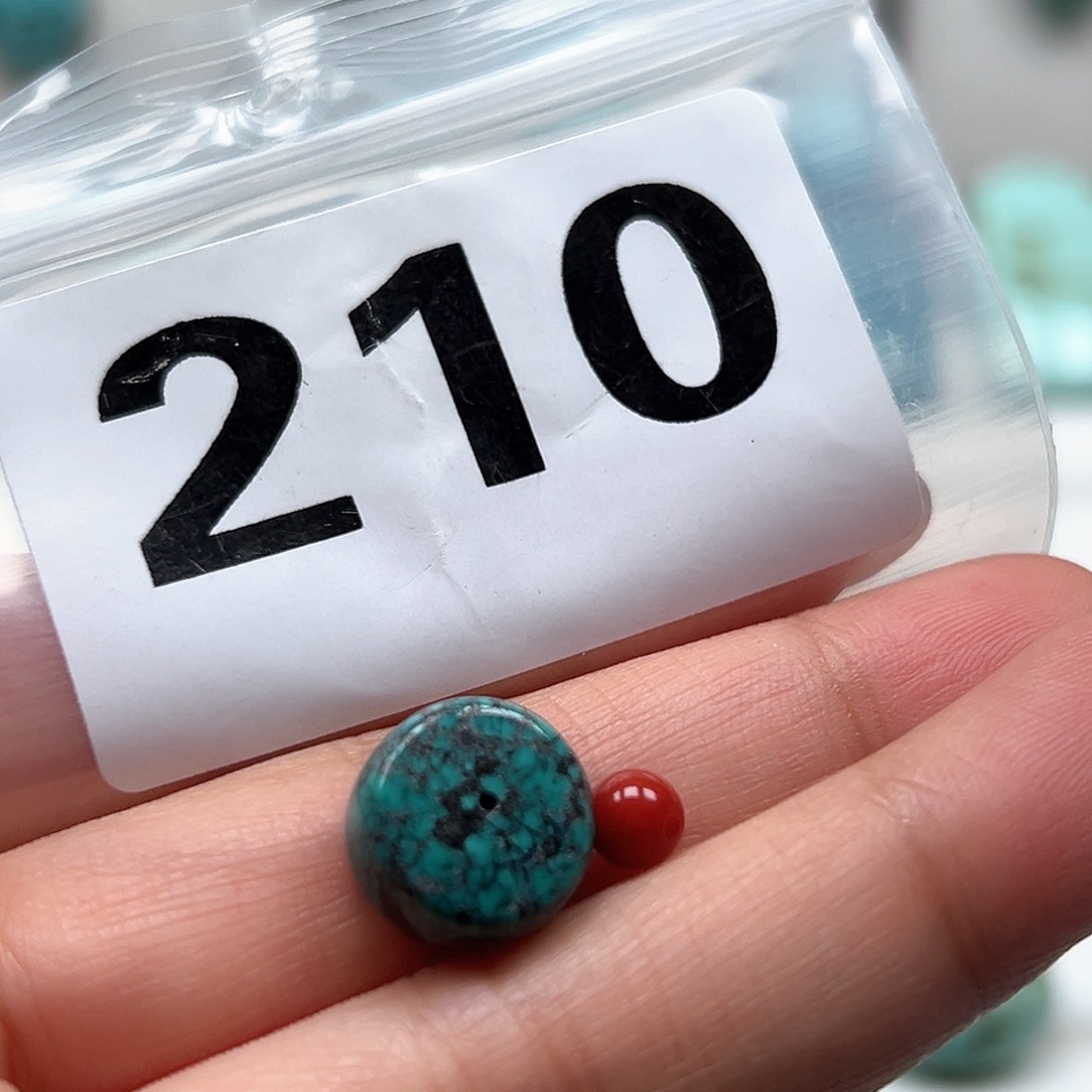 南红玛瑙颈饰未镶嵌