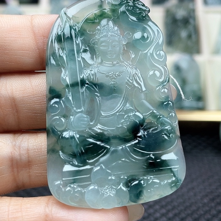 颈饰未镶嵌翡翠翡翠A货虚空