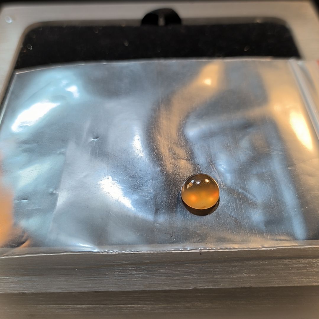 沏***茶石英岩玉未镶嵌戒面