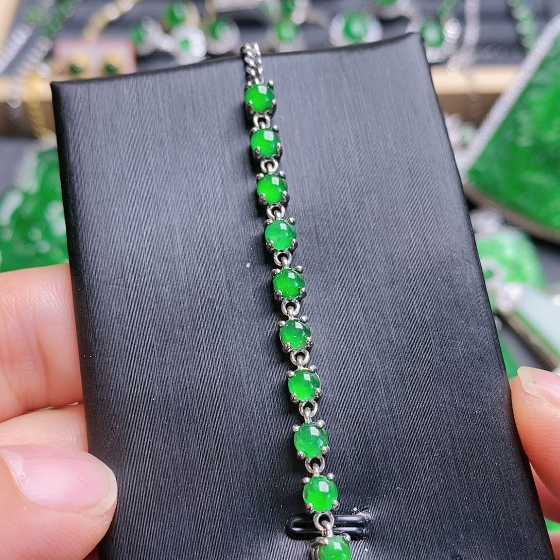 翡翠手链未镶嵌手链4