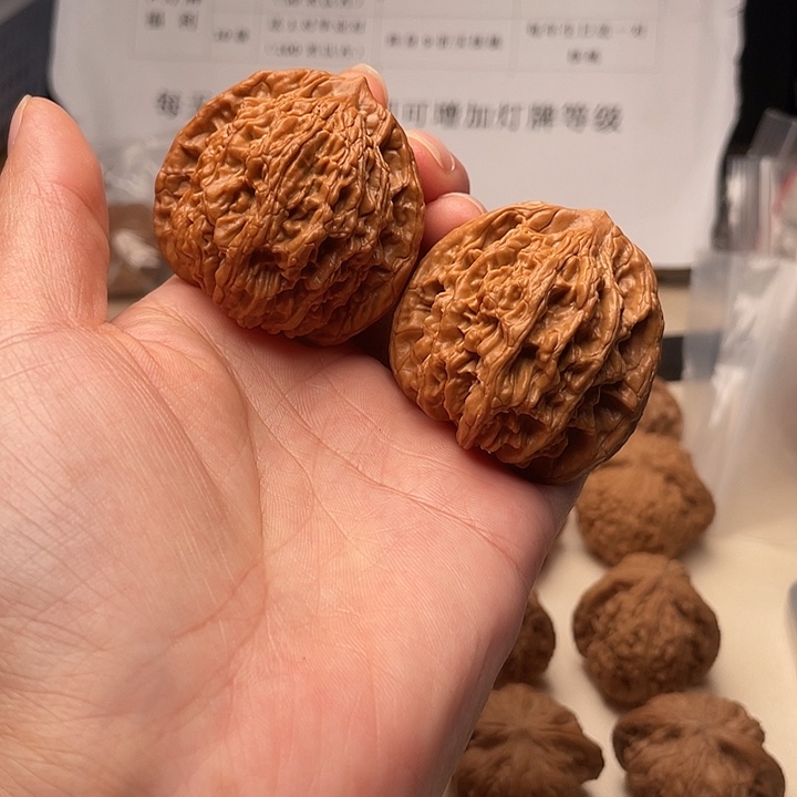 吊坠文玩核桃虎头有色差