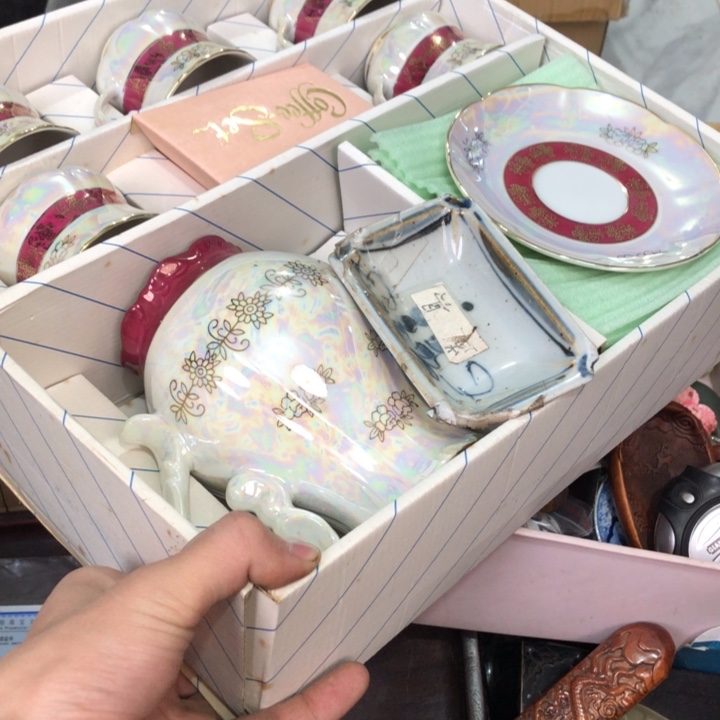 陶瓷孤品单件车里拍