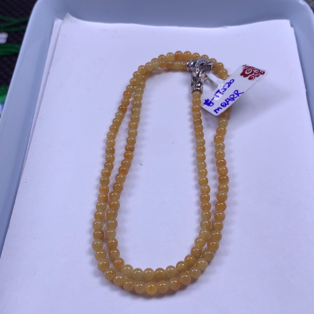 翡翠颈饰未镶嵌项链