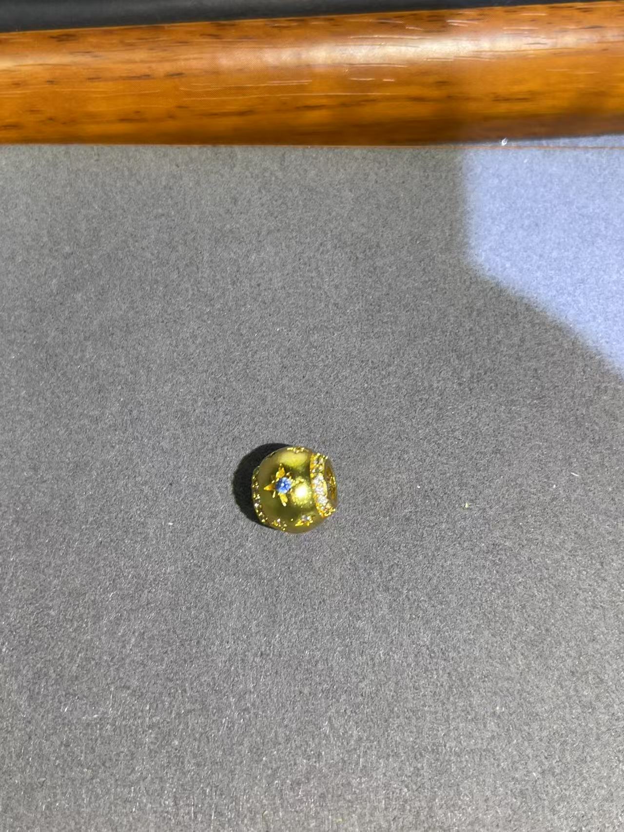 a2070黄色彩镶吊坠多样性发货