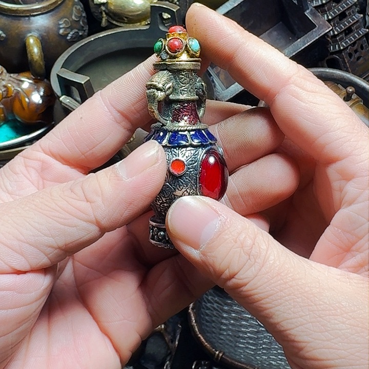 铜器摆件收收藏藏