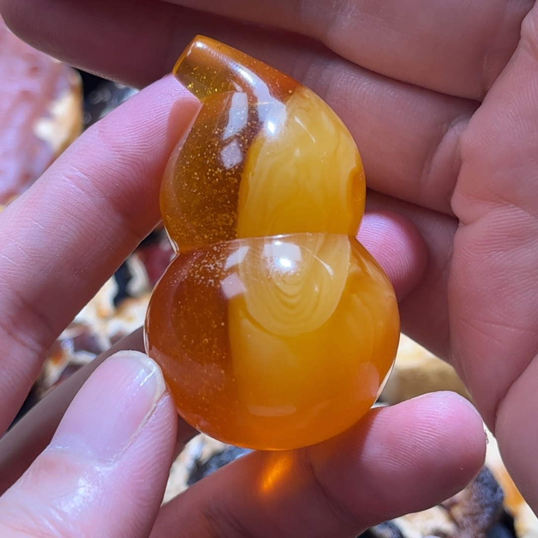 定制琥珀未镶嵌蜜蜡