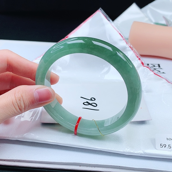 翡翠手镯未镶嵌缅甸天然a货手镯59+