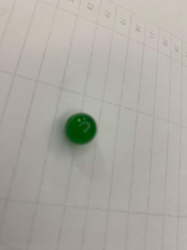 翡翠美人项链：满绿卡13十单珠一颗：多样性发货