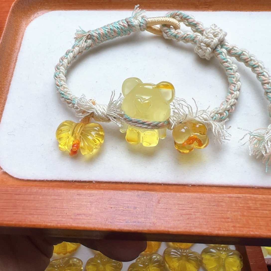 琥珀吊坠(不含链)未镶嵌