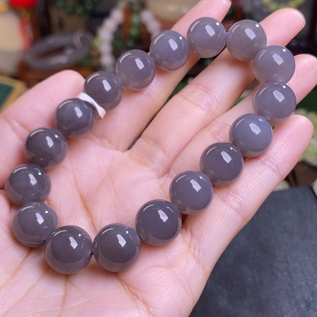 和田玉冰底浓烟紫帝王紫约12MM天花板未镶嵌