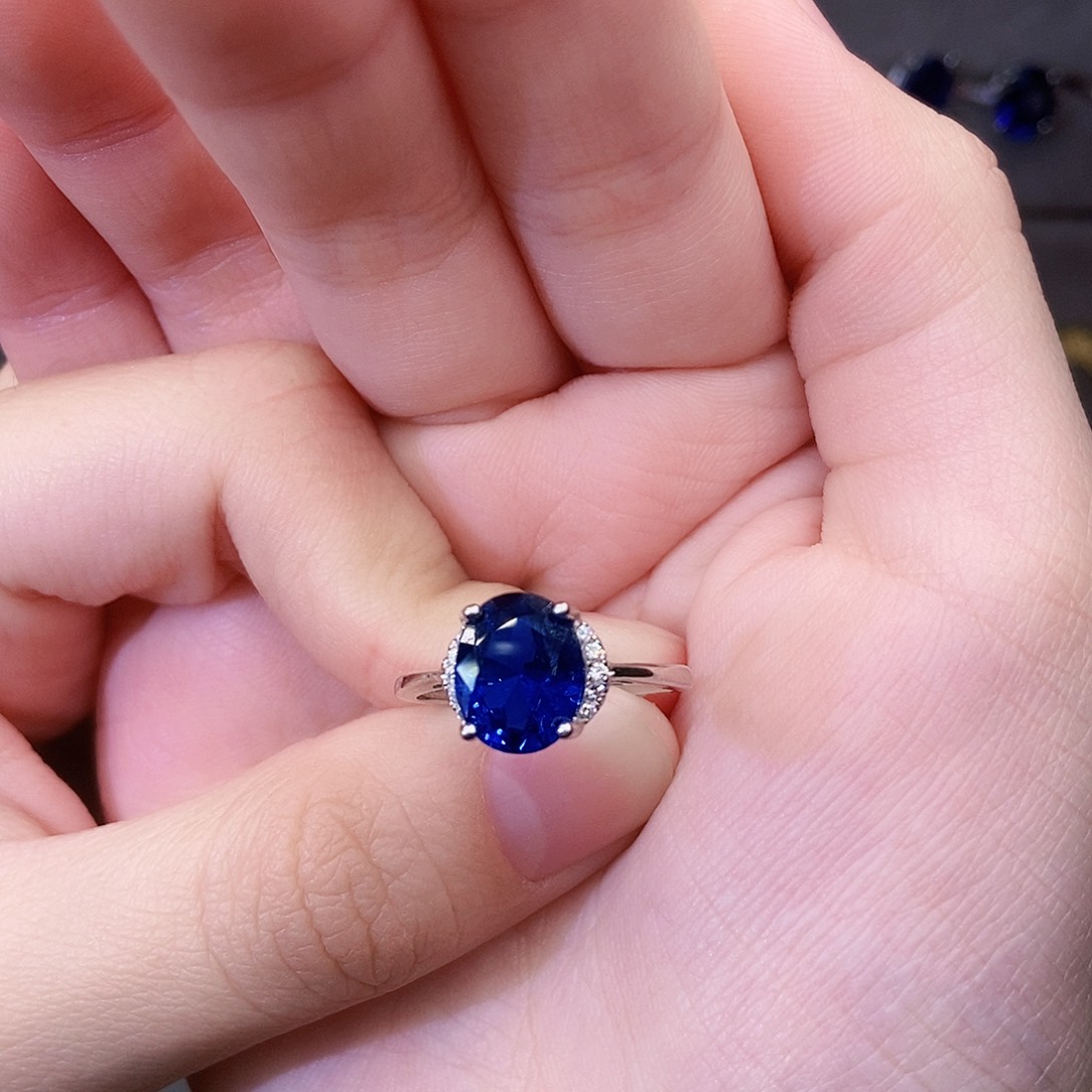 银S925镶嵌戒指蓝宝石