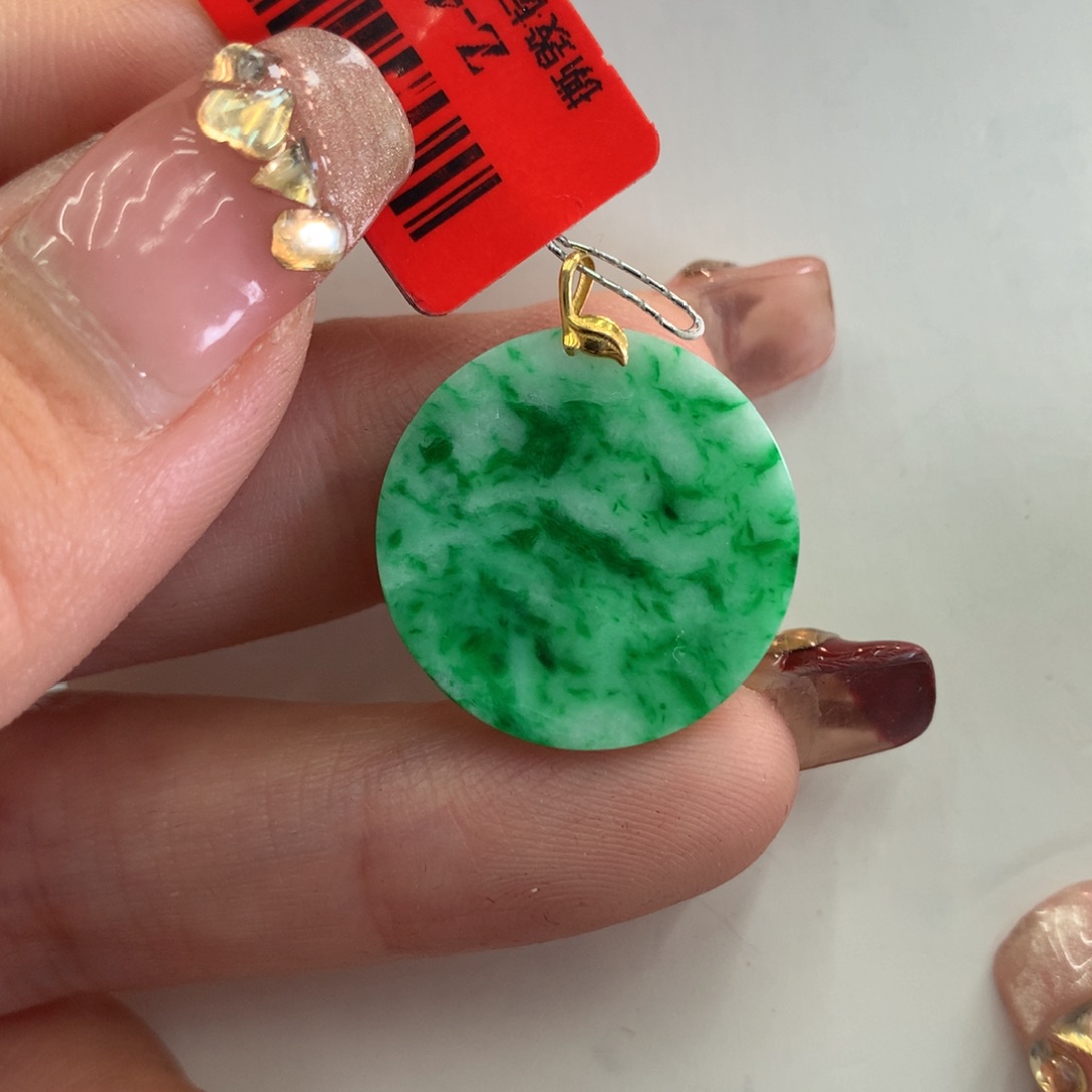 翡翠吊坠(不含链)18K金镶嵌