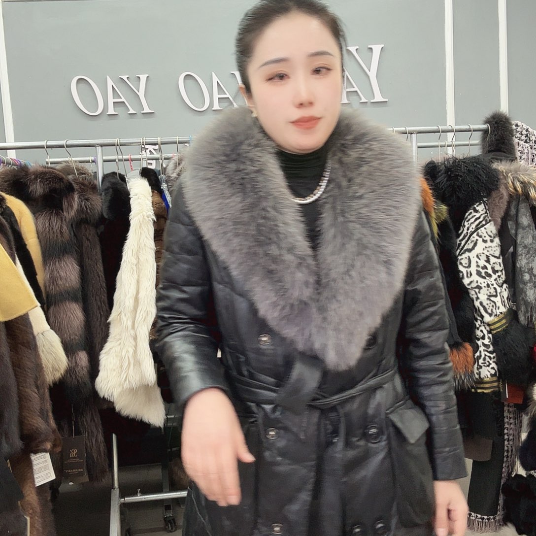 姚小妖家高端皮草