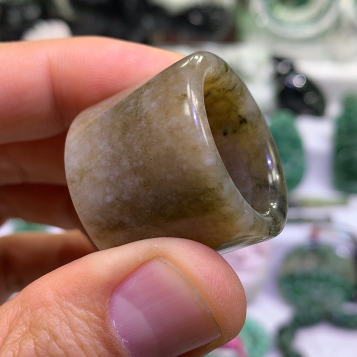 独山玉未镶嵌扳指22.6内径