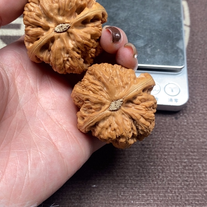 文玩核桃吊坠B***i粗筋微修