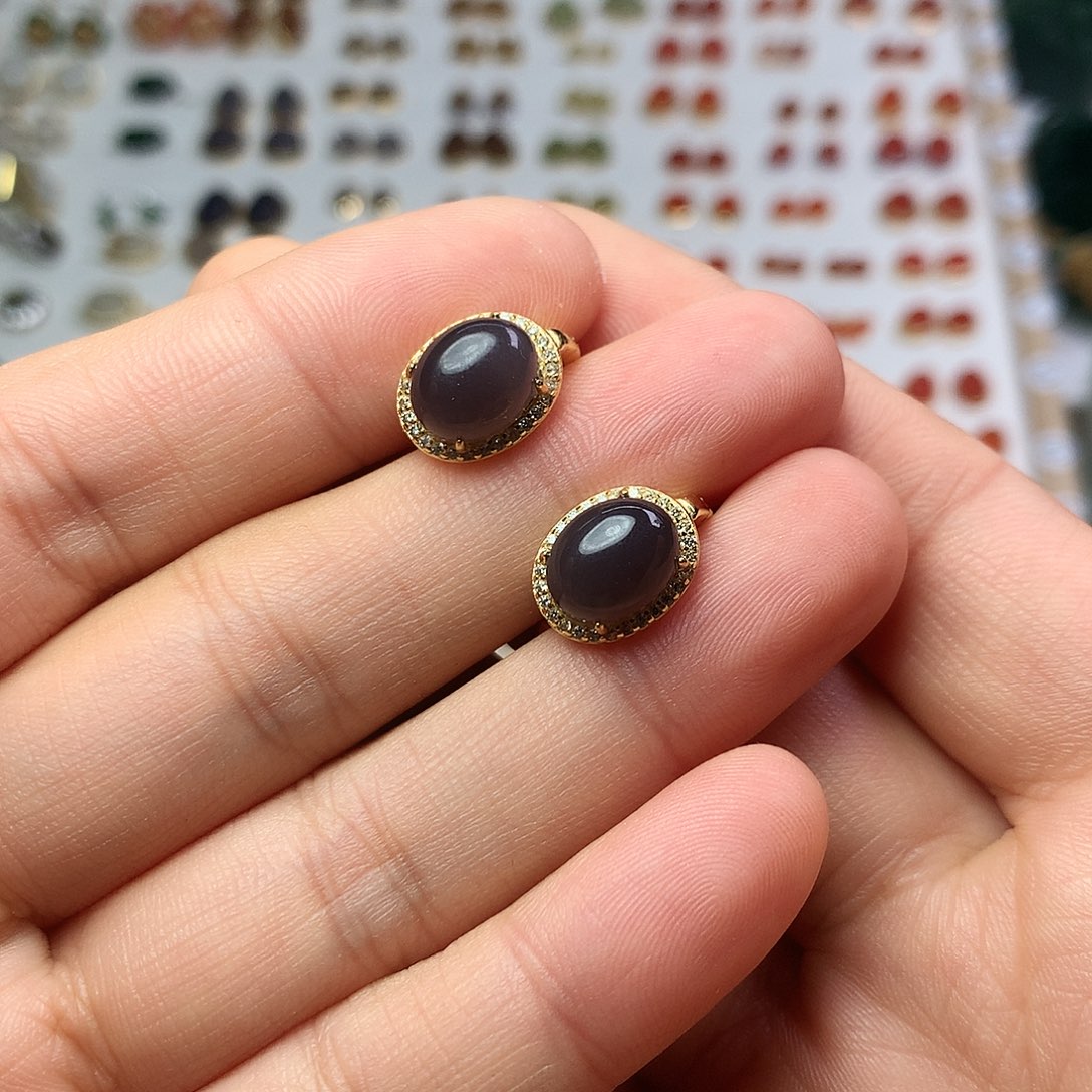 银S925镀金镶嵌和田玉（白玉）耳饰草****?