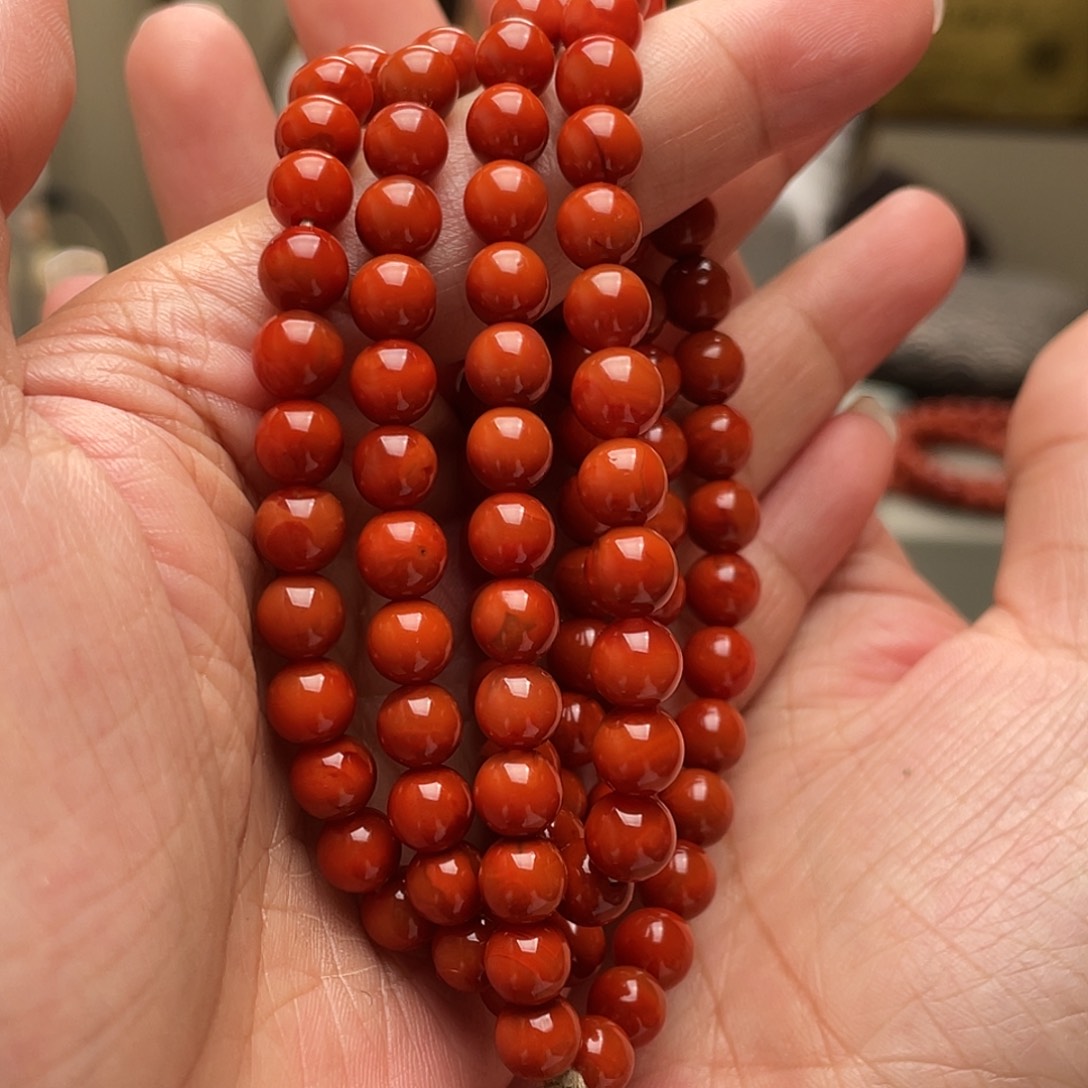 南红玛瑙吊坠未镶嵌