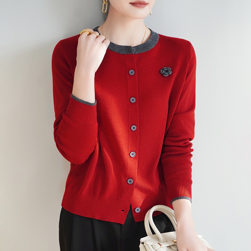 精纺羊毛圆领开衫女羊毛衫D822