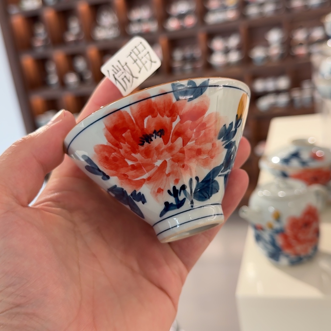 釉下手绘茶具微瑕