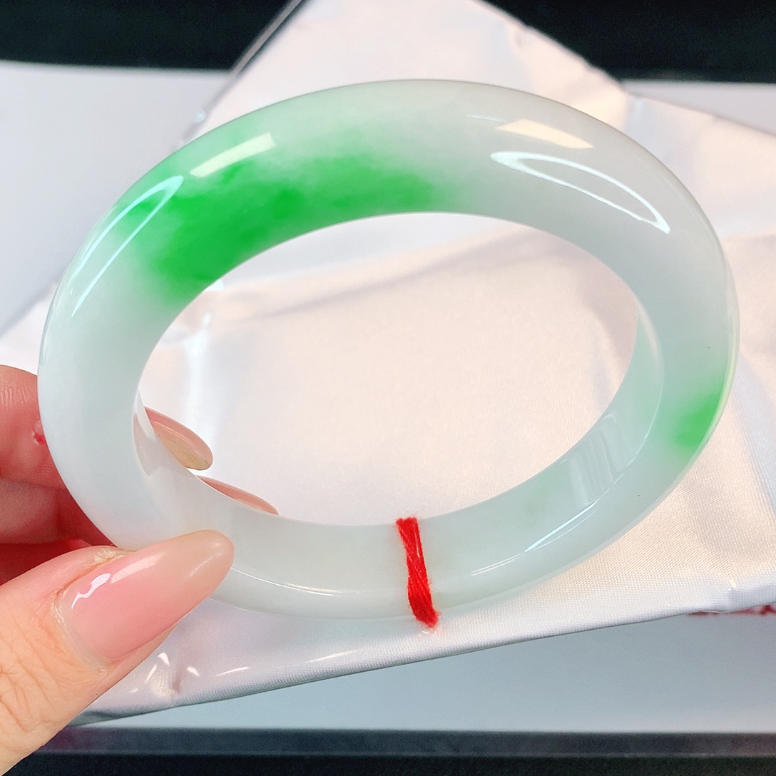 翡翠手镯未镶嵌1044翡翠