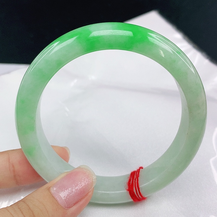 翡翠手镯未镶嵌圈55.8，3406