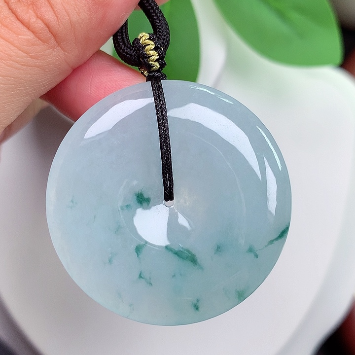 颈饰未镶嵌翡翠平安扣 39.8x6.0mm