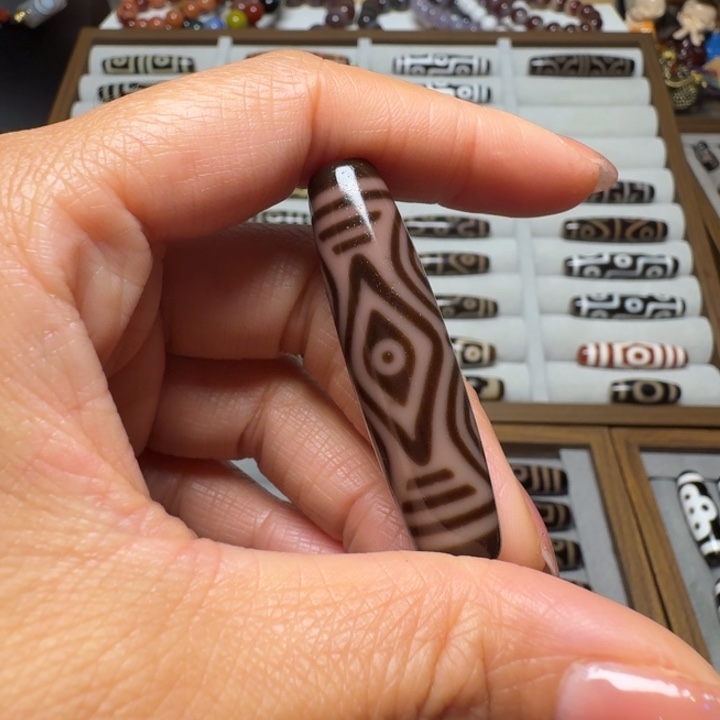 B***y玛瑙/玉髓未镶嵌颈饰