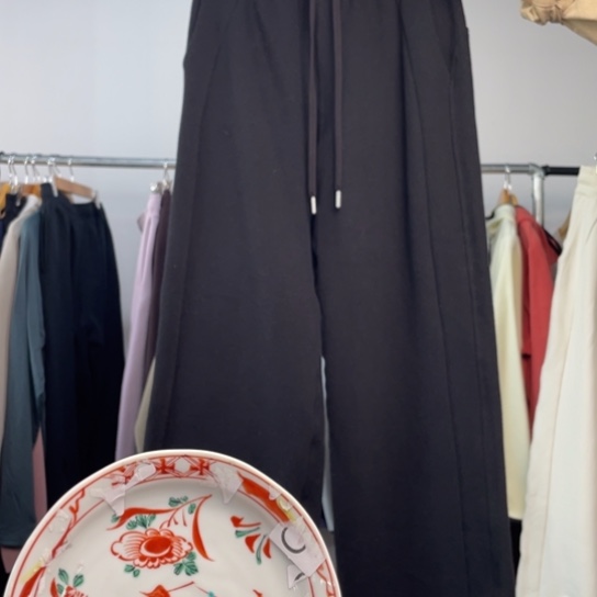 瓷片L吗。。。。。。125～140斤。。。。。。。。。。。