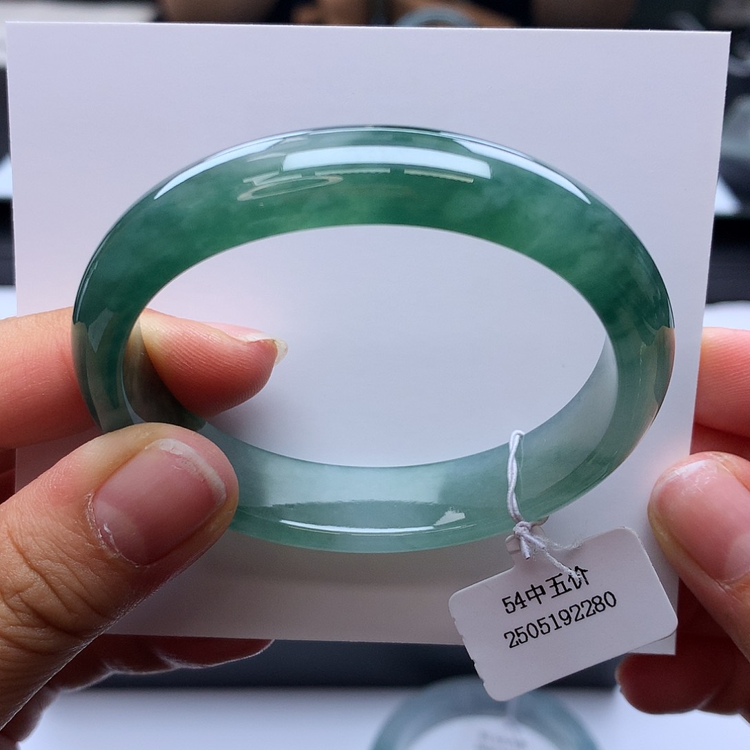 翡翠手镯未镶嵌54冰胶绿花贵妃（具体价格咨询客服）