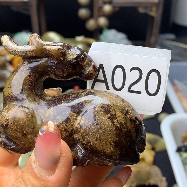 济***海和田玉未镶嵌颈饰