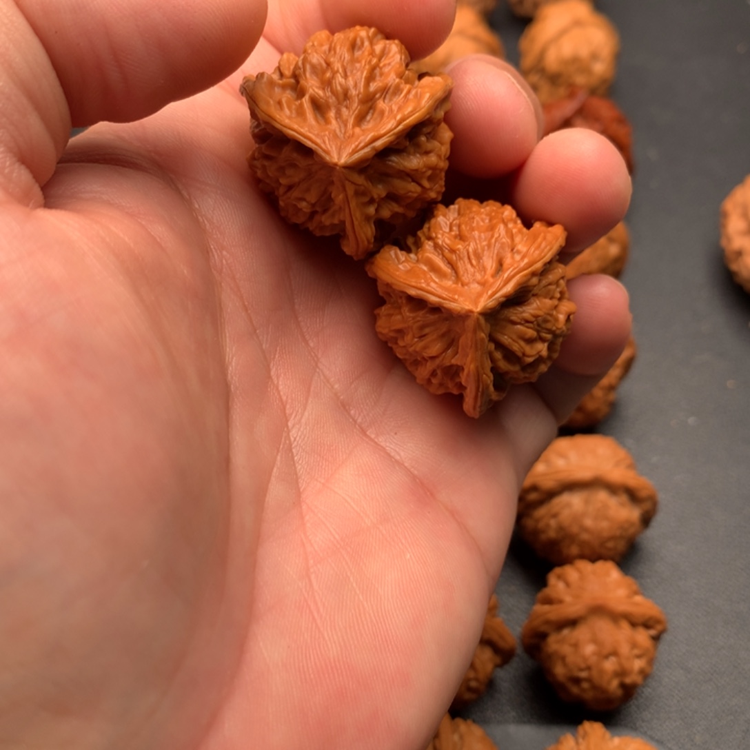 桃核吊坠盘山三棱