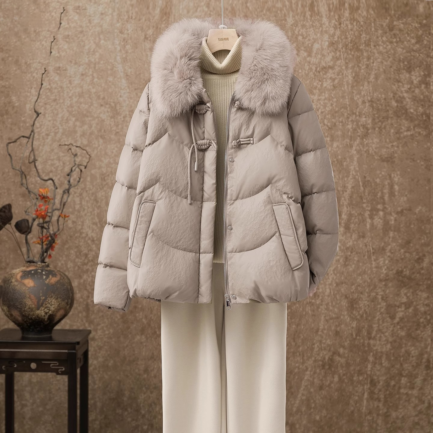 品牌妈妈冬装棉服2025新款洋气棉衣外套中老年人女装秋冬加绒棉袄