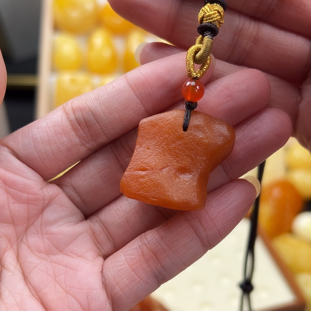 蜜蜡颈饰未镶嵌蜜蜡