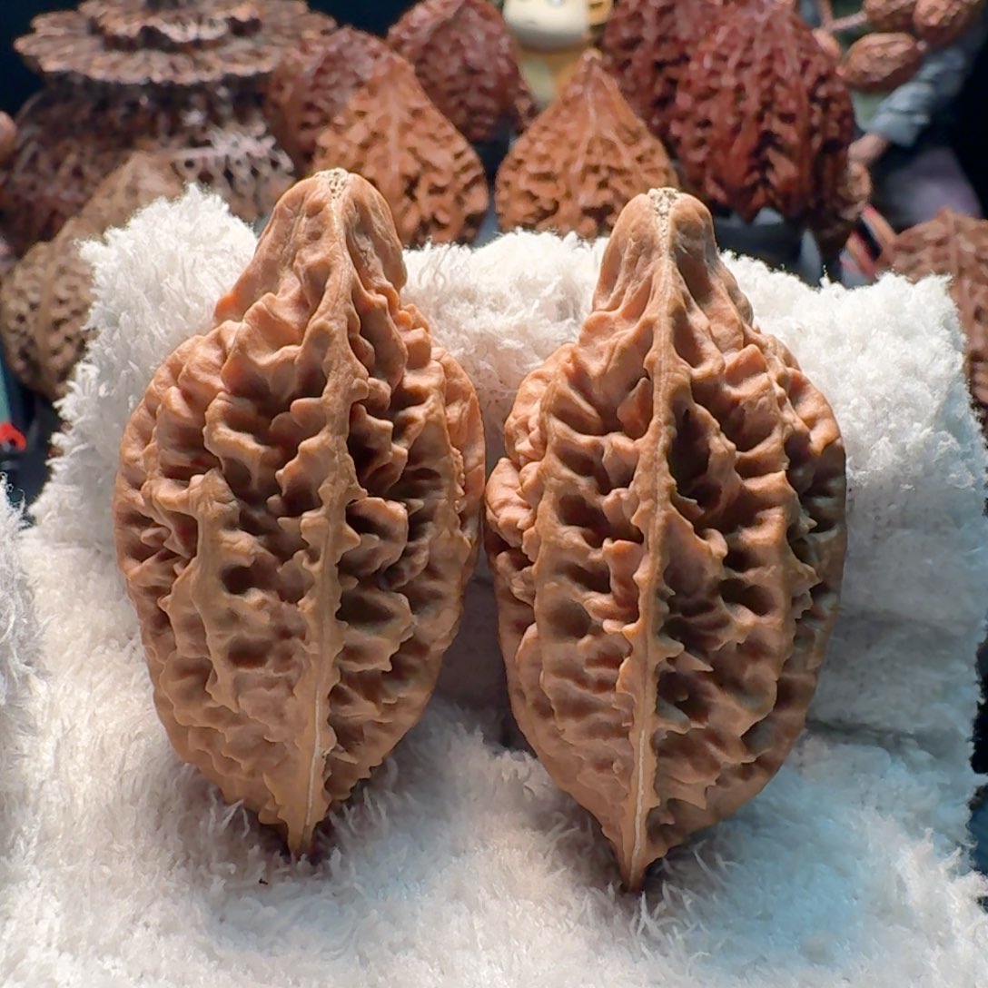 文玩核桃吊坠小铜鱼