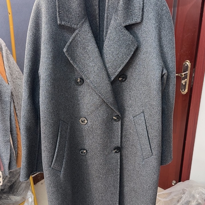 101801深灰色100%美丽奴羊毛大衣