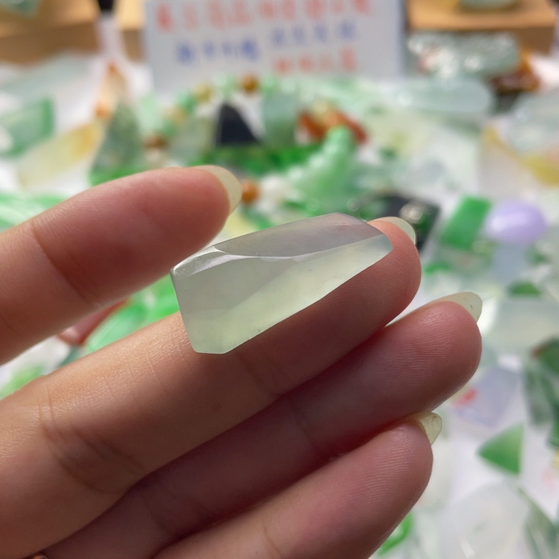 定制翡翠未镶嵌天然缅甸翡翠