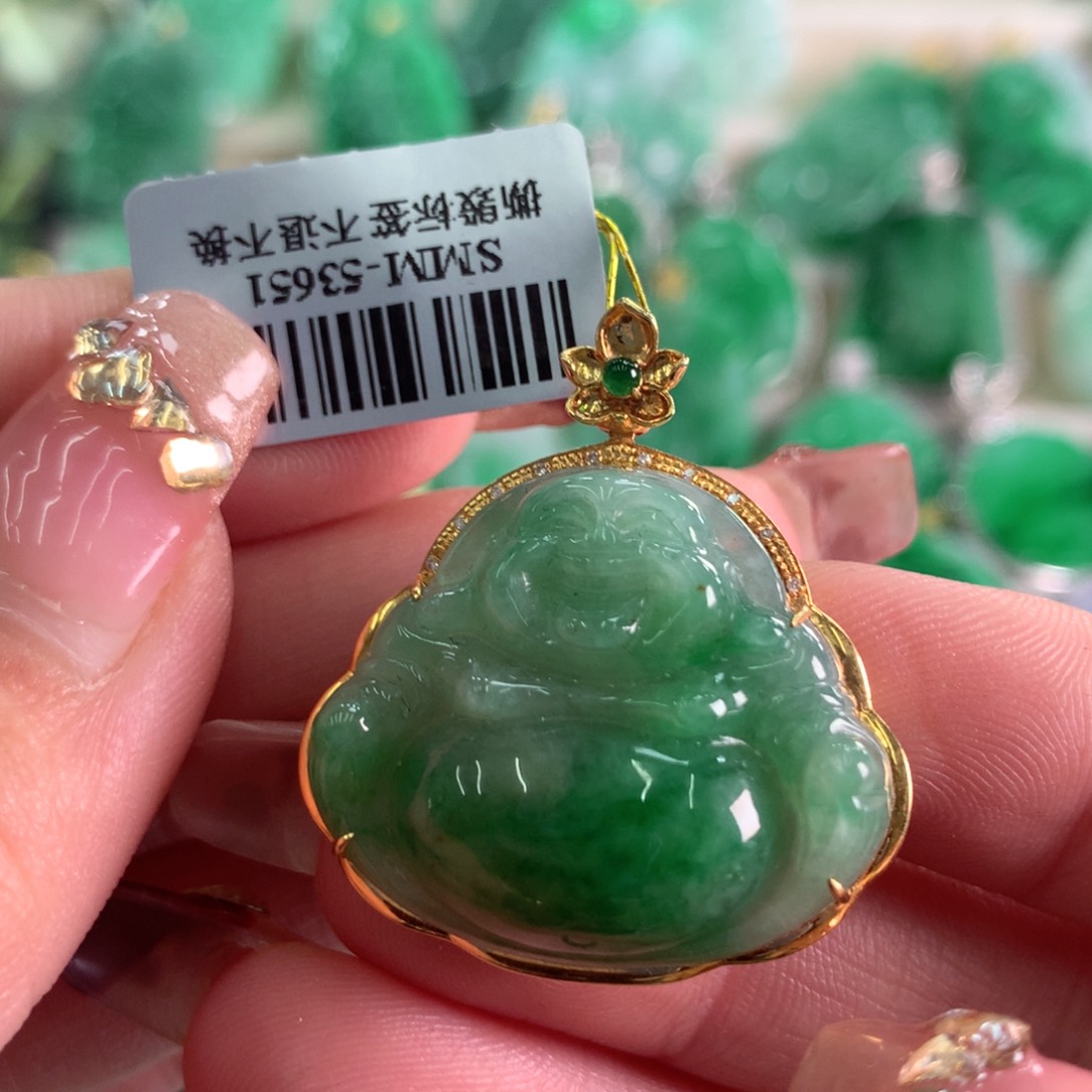 翡翠吊坠(不含链)18K金镶嵌