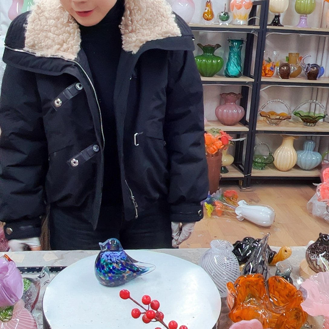 蓝鸟福利琉璃工艺品不完美