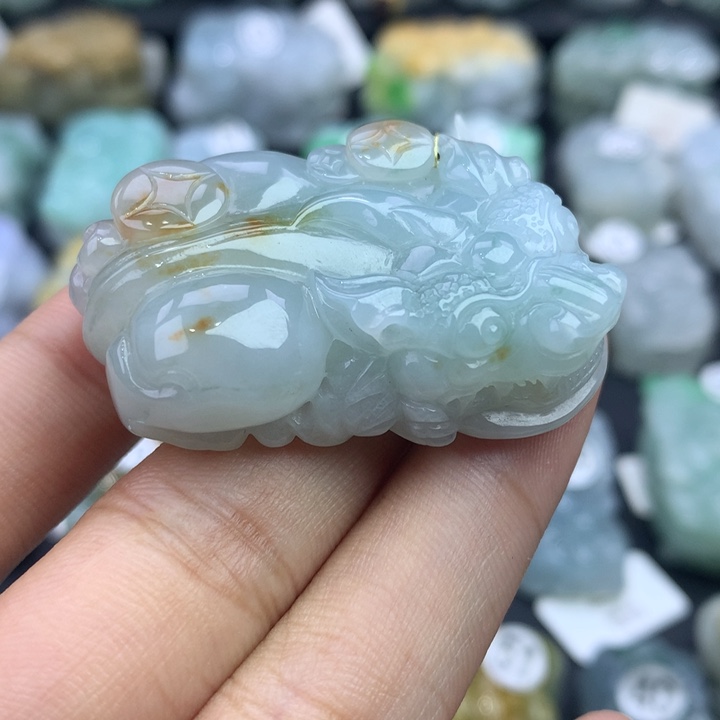 翡翠颈饰未镶嵌天然缅甸翡翠