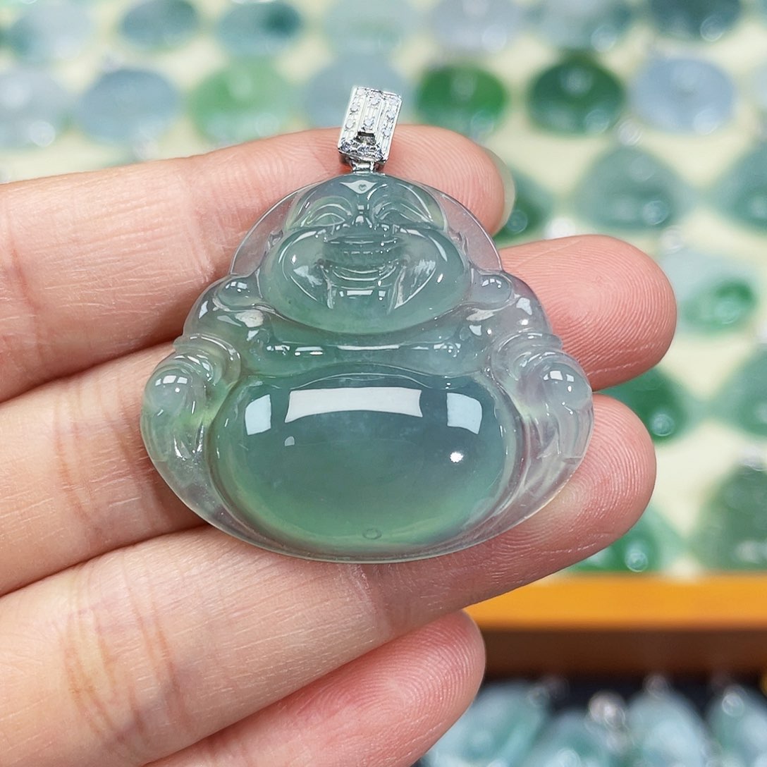 翡翠颈饰18K金镶嵌吊坠