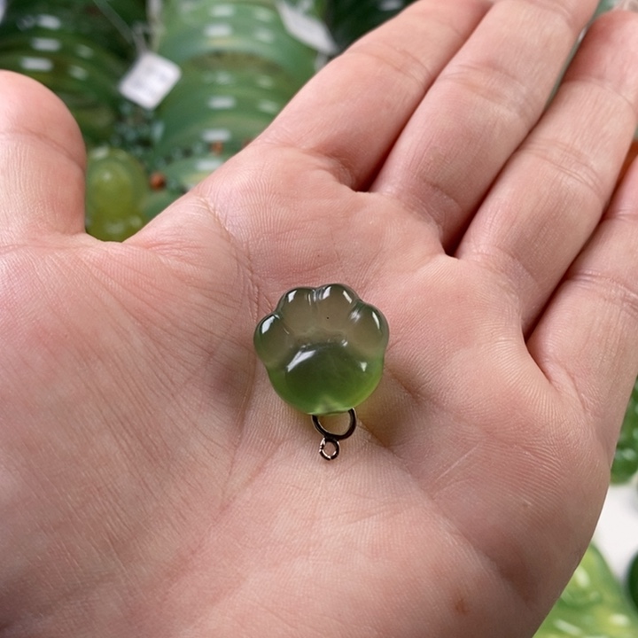 未镶嵌蛇纹石玉颈饰