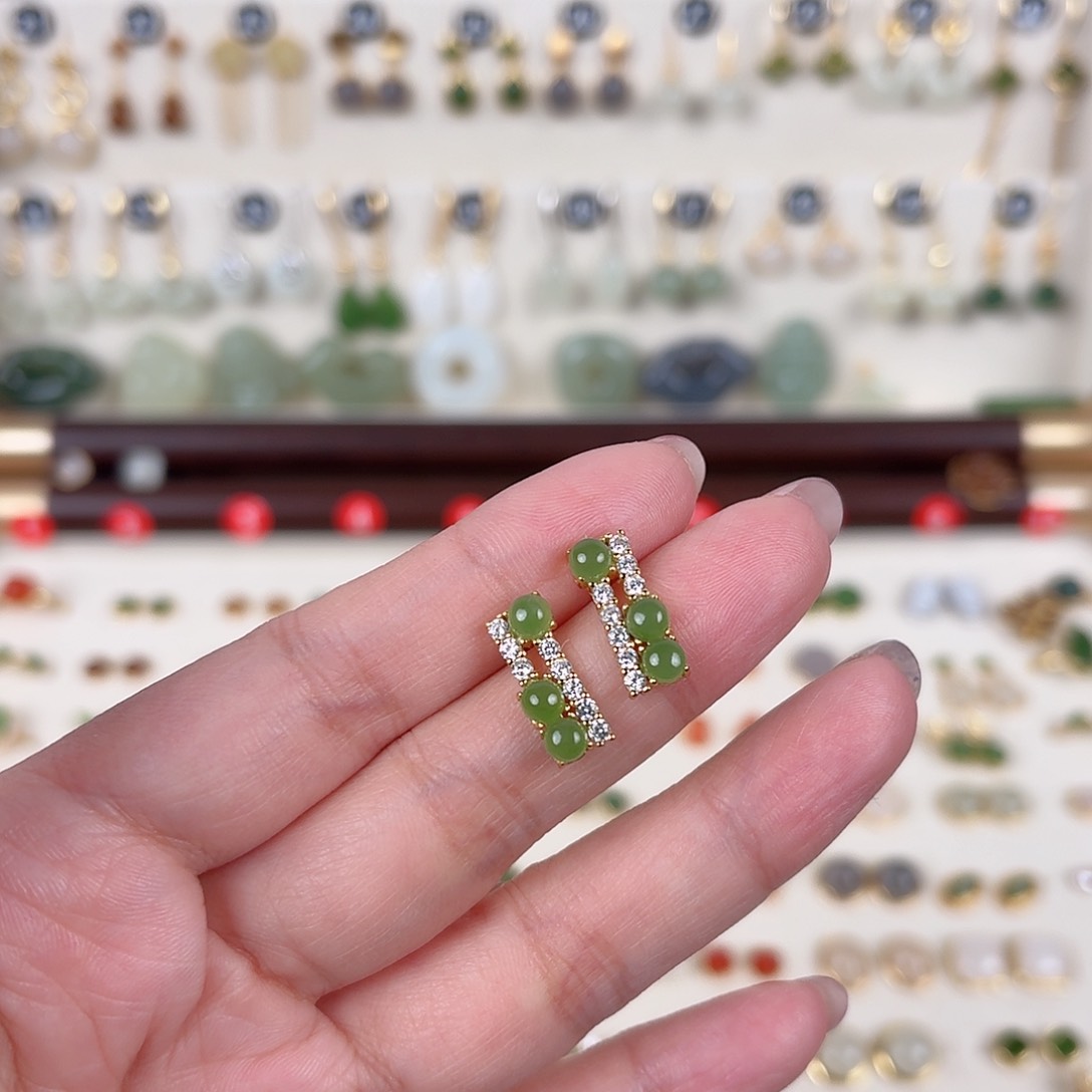 银S925镶嵌和田玉耳饰