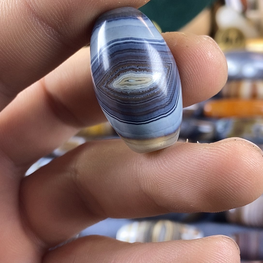 未镶嵌颈饰玛瑙/玉髓M****d