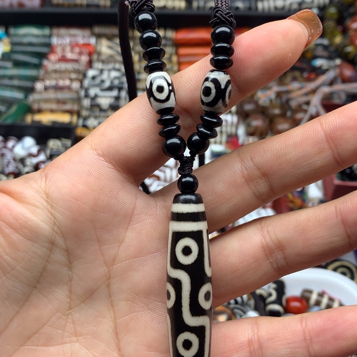 里***邦玛瑙/玉髓未镶嵌吊坠(赠链)