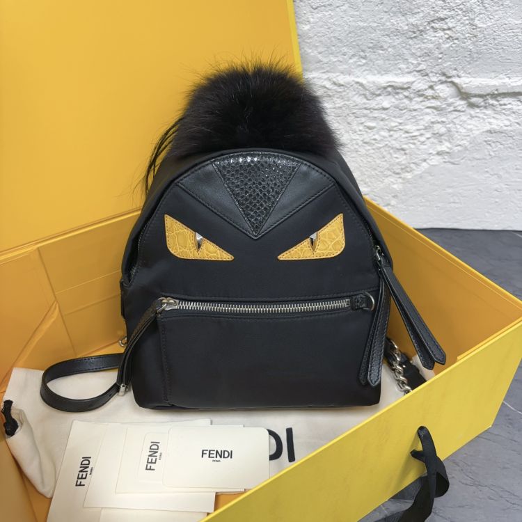 95新/芬迪/包包/[260104XZWC]/C8879448758